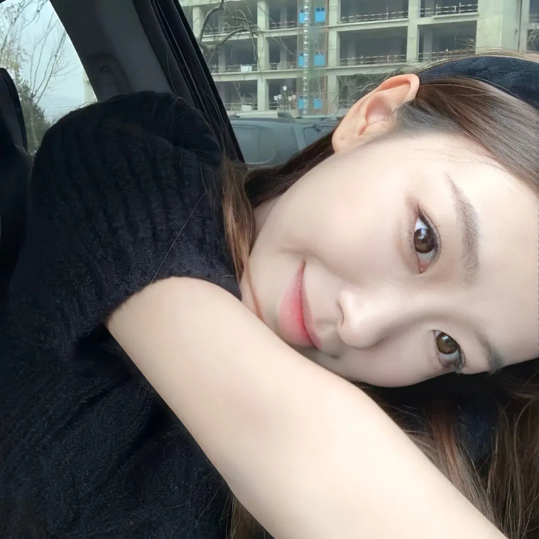 红色八爪女